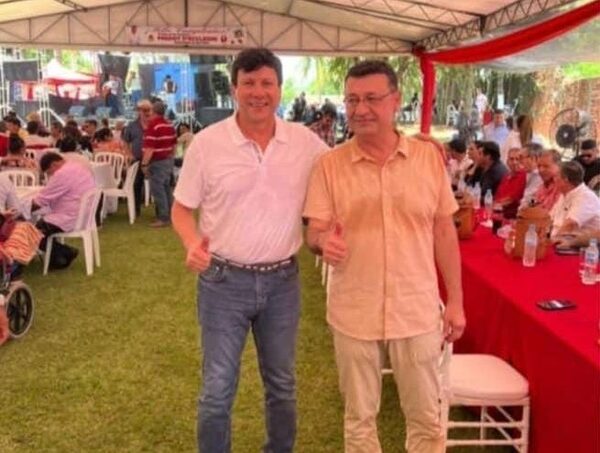 Harms deseaba quedarse más tiempo en la fiesta de cumpleaños, cuenta Fredy D'eclessis · Radio Monumental 1080 AM