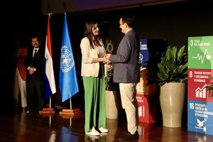 Mitic recibe reconocimiento por su programa 'Innovando'