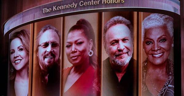 Diario HOY | La rapera Queen Latifah y el actor Billy Crystal homenajeados por el Kennedy Center en Washington