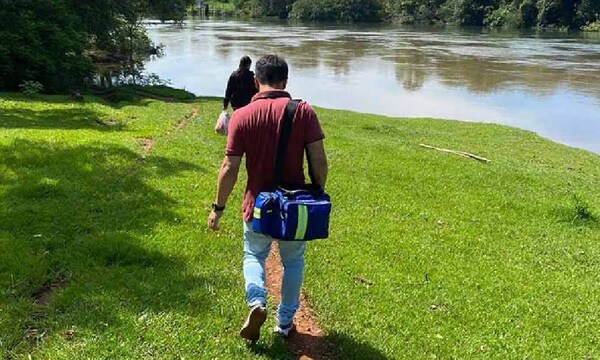 Personal de salud de USF caminó dos km para asistir a paciente de 90 años – Prensa 5