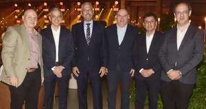 Copetrol celebró 50 años de compromiso, excelencia e innovación - Sociales - ABC Color