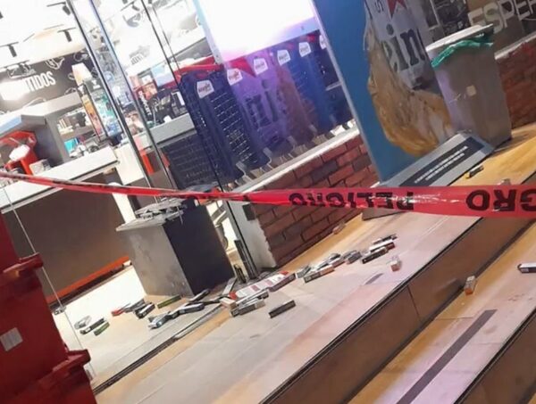 Tiroteo y persecución en un local comercial: un detenido y tres prófugos · Radio Monumental 1080 AM