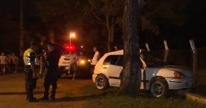 La Nación / Areguá: fallece pasajero de vehículo que chocó contra un árbol