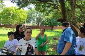 Concejala Celia Rolón, atropella a vecinos que administran pozo artesiano en PJC