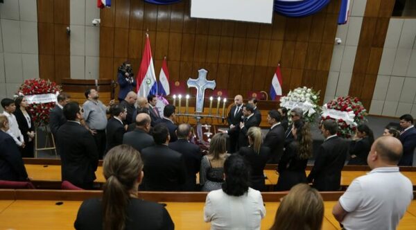 Diputado ya había decidido volver por tierra, pero cambió de parecer - Noticiero Paraguay