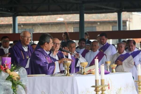 Obispo lamenta las desigualdades y que las personas sean bienes de consumo - Nacionales - ABC Color