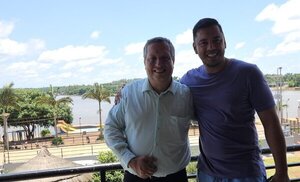 Abogado del intendente de CDE dijo que buscan apartar a su cliente del cargo