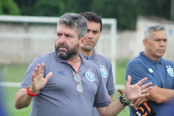 Humberto Ovelar fue presentado en Sol de América para la temporada 2024 - Sol de América - ABC Color