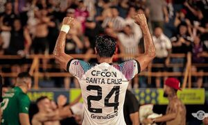 Roque Santa Cruz hizo historia en el fútbol paraguayo