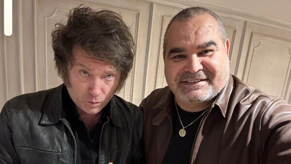 Javier Milei se reunió con Chilavert, a días de asumir como presidente de Argentina