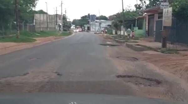 Calle en pésimo estado hace años - Crónicas Ciudadanas - ABC Color