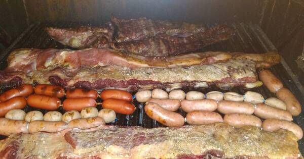 La Nación / Secreto de cocina: esta es la altura ideal de la parrilla para el asado