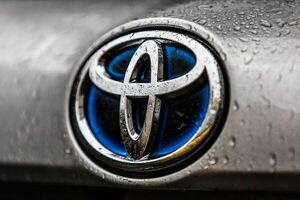 Toyota Motor aspira a subir sus ventas de veh铆culos el茅ctricos en Europa al 20% para 2026 - Revista PLUS
