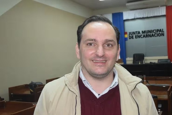 Tras superar duelo, Remesowski afirma que asumirá banca dejada por Harms