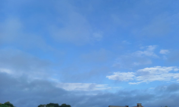 Se pronostica un martes caluroso, con humedad del 93%, lluvias dispersas y tormentas en Coronel Oviedo