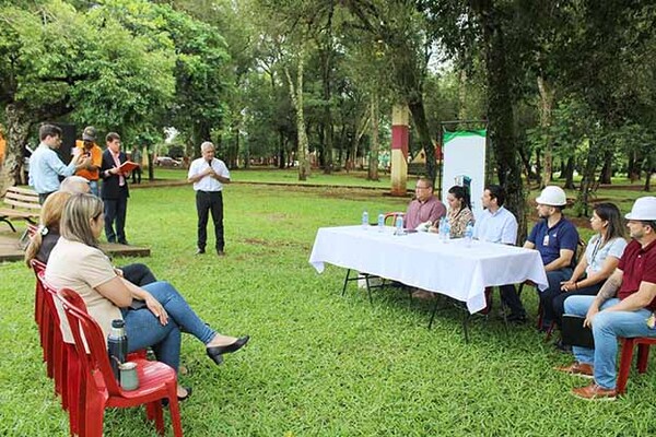 Municipalidad de Hernandarias e Itaipú revitalizan Plaza de los Héroes | DIARIO PRIMERA PLANA