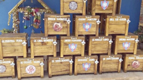 Piden conservadoras y dinero en vez de canastas navideñas