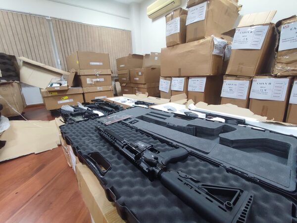 Senad lleva adelante el operativo “Dakovo” destinado a desmantelar una red de tráfico de armas - El Trueno