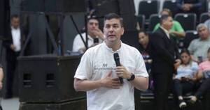 La Nación / Peña participó de encuentro con 5.000 líderes educativos