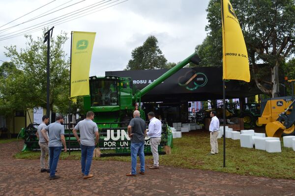 KUROSU & CIA y JOHN DEERE desplegaron innovaciones y soluciones durante la Agrodinámica 2023