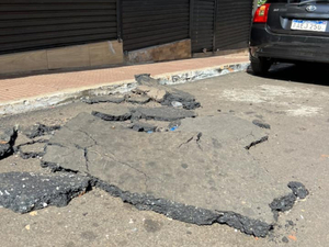 Avenida Adrián Jara quedó destrozada tras fuerte raudal - La Clave