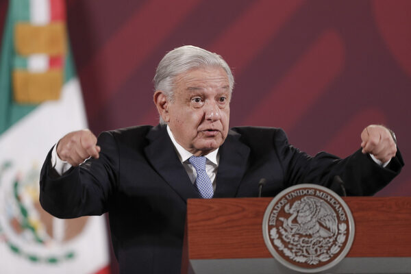El presidente de México ve "sin problema" que se debata la reducción de la jornada laboral - MarketData