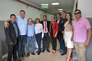 Gobernador Juan Silvino Acosta encabeza inspecciones para reforma del Centro de Especialidades Juan Pablo