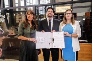 Presentan pedido de “Perdida de Investidura” de Hernán Rivas