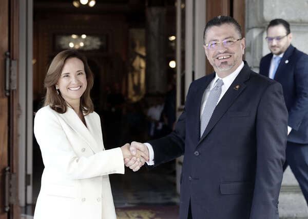 La costarricense Gisela Sánchez asume la presidencia del BCIE con promesa de transparencia - MarketData