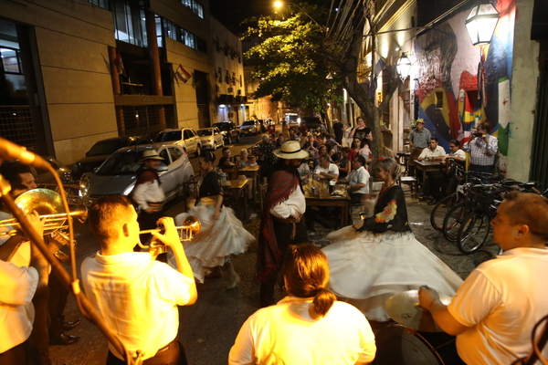 "Noche de folklore", todos los miércoles en la Vermutería - La Tribuna