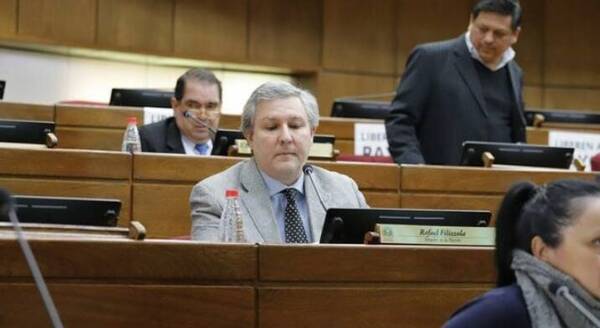 Diario HOY | Refutan metida de pata de Filizzola en proyecto de Superintendencia