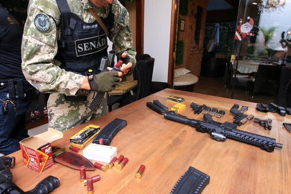 Ministro de Defensa lamenta militares detenidos en el operativo DAKOVO