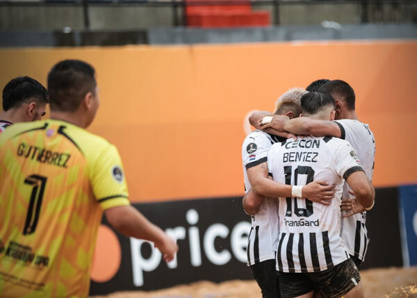 Versus / Libertad también inscribe su nombre en los cuartos de final de la Libertadores Fútbol Playa