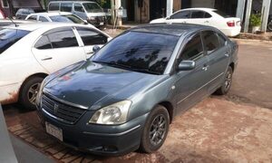Incautan automóvil utilizado para millonario robo de celulares y detienen a conductor