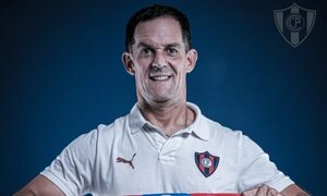 ¡Es oficial! Víctor Bernay es confirmado como técnico de Cerro Porteño