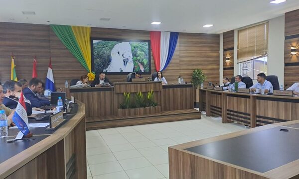 Aprueban adenda para terminar guardería municipal en Franco