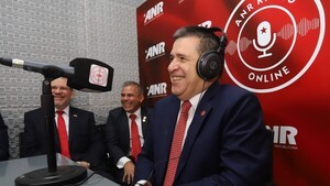 ¿La Voz del Coloradismo versión radio online? Cartes inaugura un espacio de comunicación de la ANR