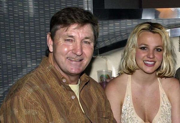Padre de Britney Spears, Jamie Spears, pierde una pierna por infección masiva
