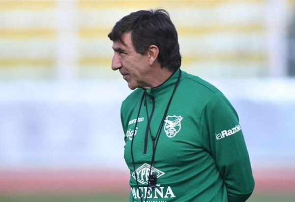 Gustavo Costas pide el pago total de su contrato a la Federación Boliviana de Fútbol