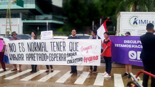 Conductores barajan alternativas para evitar tarifazos por el estacionamiento