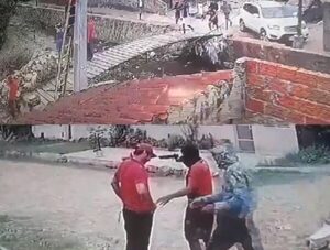 Detienen a adolescente que asaltó a trabajadores de telefonía en el Bañado Sur · Radio Monumental 1080 AM
