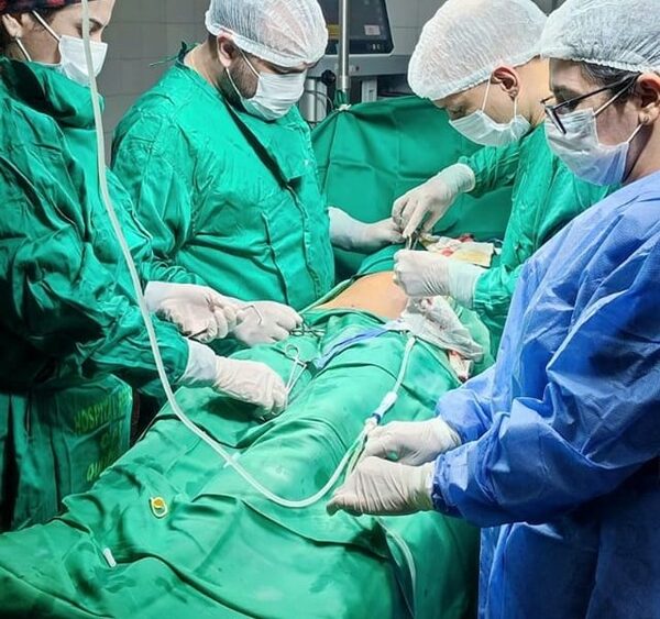 Instalación de «catéter peritoneal» permite tratamiento de pacientes renales en la comodidad de sus hogares