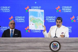 Maduro crea una división militar para la zona disputada con Guyana, sin incursión en área - San Lorenzo Hoy