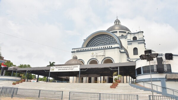 Ejecutivo decreta asueto el jueves para funcionarios públicos por la fiesta de la Virgen