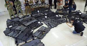 La Nación / Dakovo: Senad expone armas incautadas y el valor asciende a USD 5,2 millones