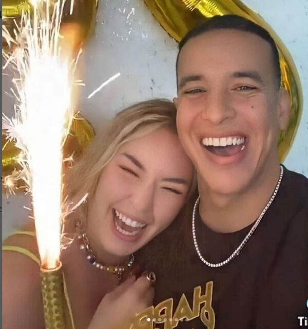 Esposa de Daddy Yankee despeja rumores de separación