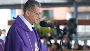 Iglesia insta a defender la familia ante “ideología que niega diferencia entre hombre y mujer”