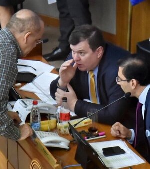 Levantan Sesión del Senado donde se trataba Superintendencia de Jubilaciones