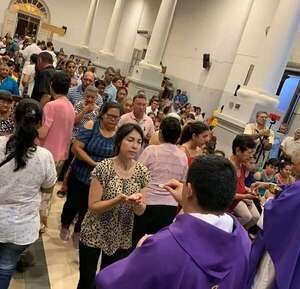Veneran a la Inmaculada Concepción de María en Tobatí - Nacionales - ABC Color
