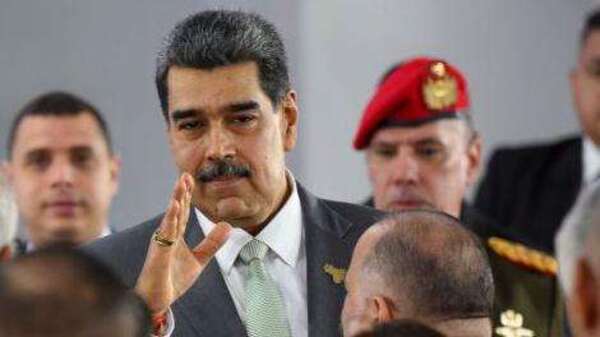 Maduro ordena crear un estado venezolano y otorgar licencias petroleras en la región del Esequibo controlada por Guyana